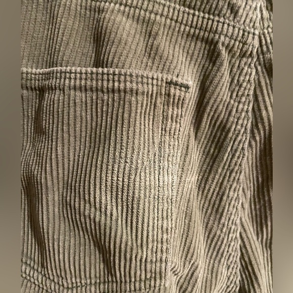 BDG Urban Outfitters high rise mom cord pants in forest green size 27 - Picture 6 of 11